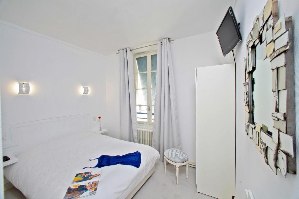 Hôtel Le Coin des Halles Cahors Chambre photo