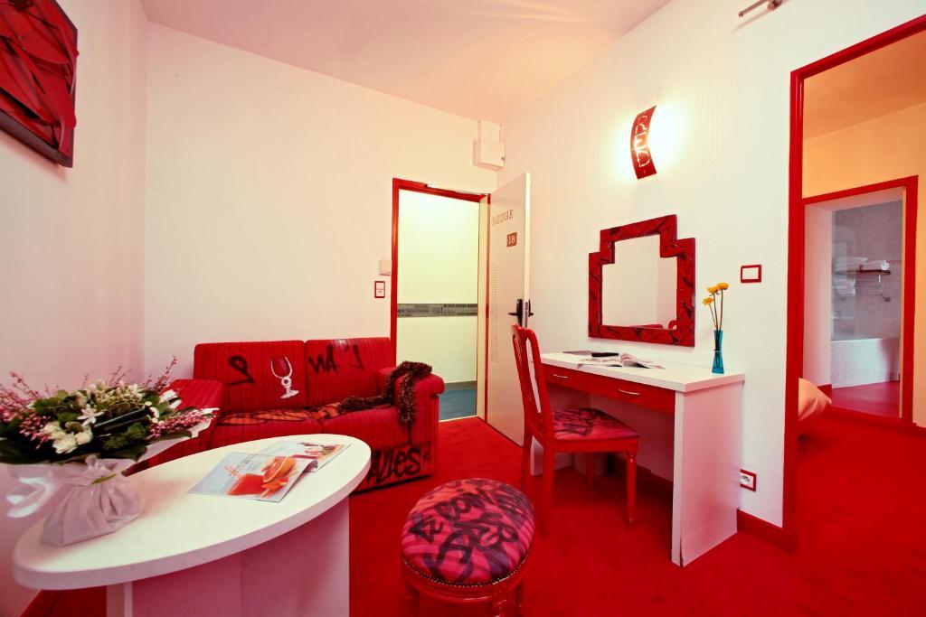 Hôtel Le Coin des Halles Cahors Chambre photo